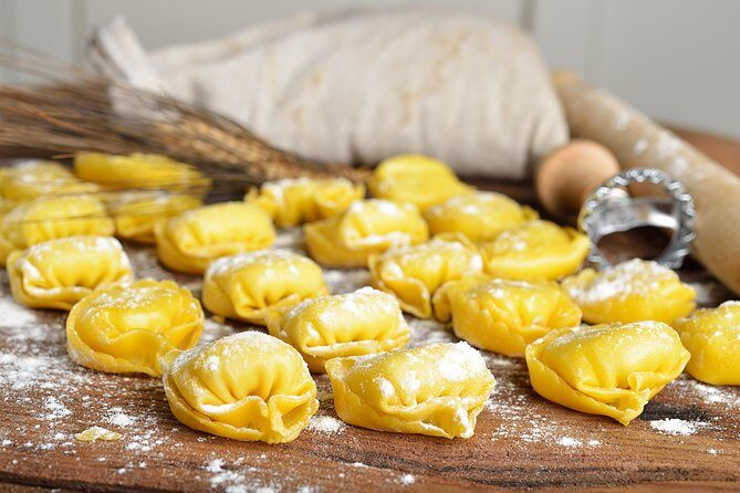 Cesarine: Market Tour & Cooking Class at Local's Home in Siena - Price and what $254.33 really covers