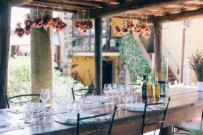 Private Vespa Tour in Chianti - Stop 1: Radda in Chianti and the feel of a fortified wine town