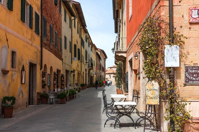 Siena Medieval Power Quest: Self-Guided Family Feud Game - Starting in Piazza del Duomo: your first feud clue
