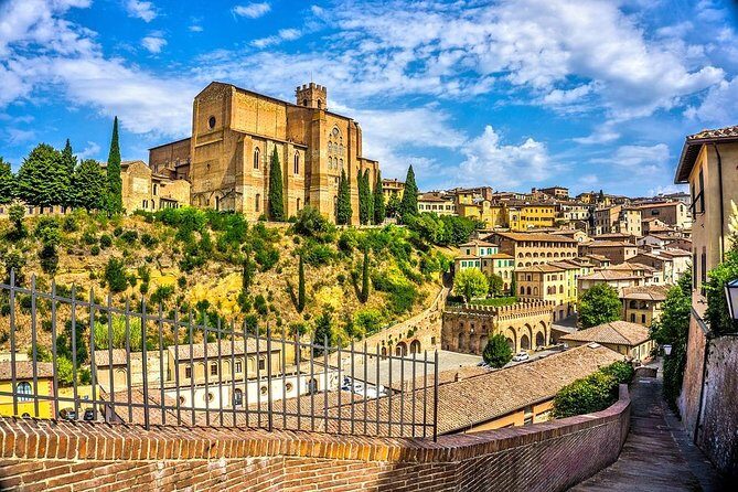 Siena Private Walking Tour with a Local - Key Things to Know Before You Walk Siena