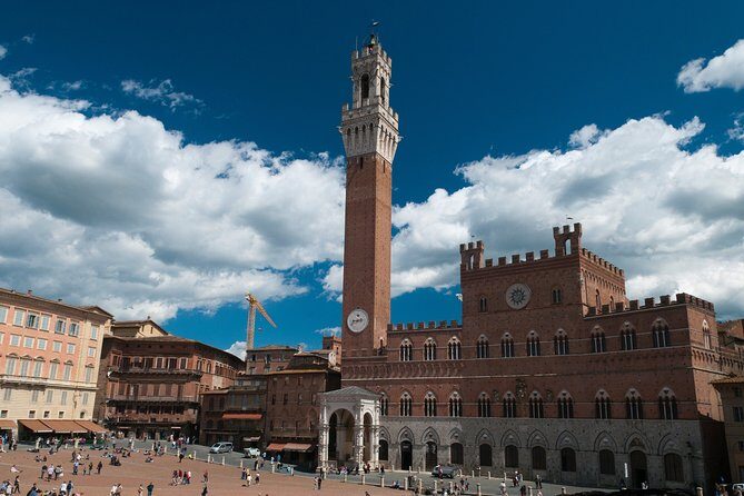 Siena Tour and exclusive window on Piazza del Campo - Piazza del Campo and the Palazzo Scotti window: the moment that sells the tour