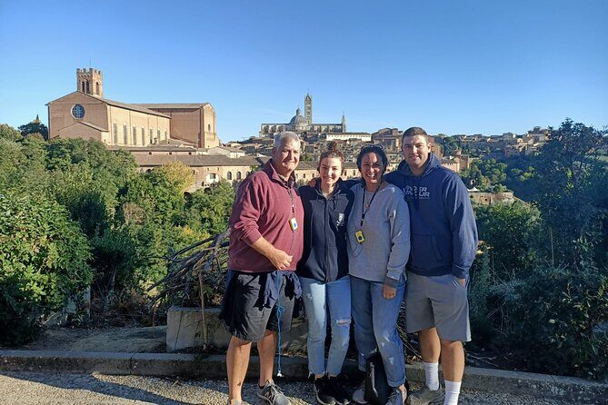 Siena walking tour with lunch & Chianti wine - Piazza Tolomei and the neighborhood feel
